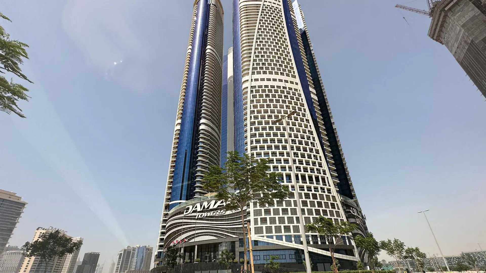 Apartment Trophy - Paramount Suites W Burj Khalifa View & Huge Balcony Dubai