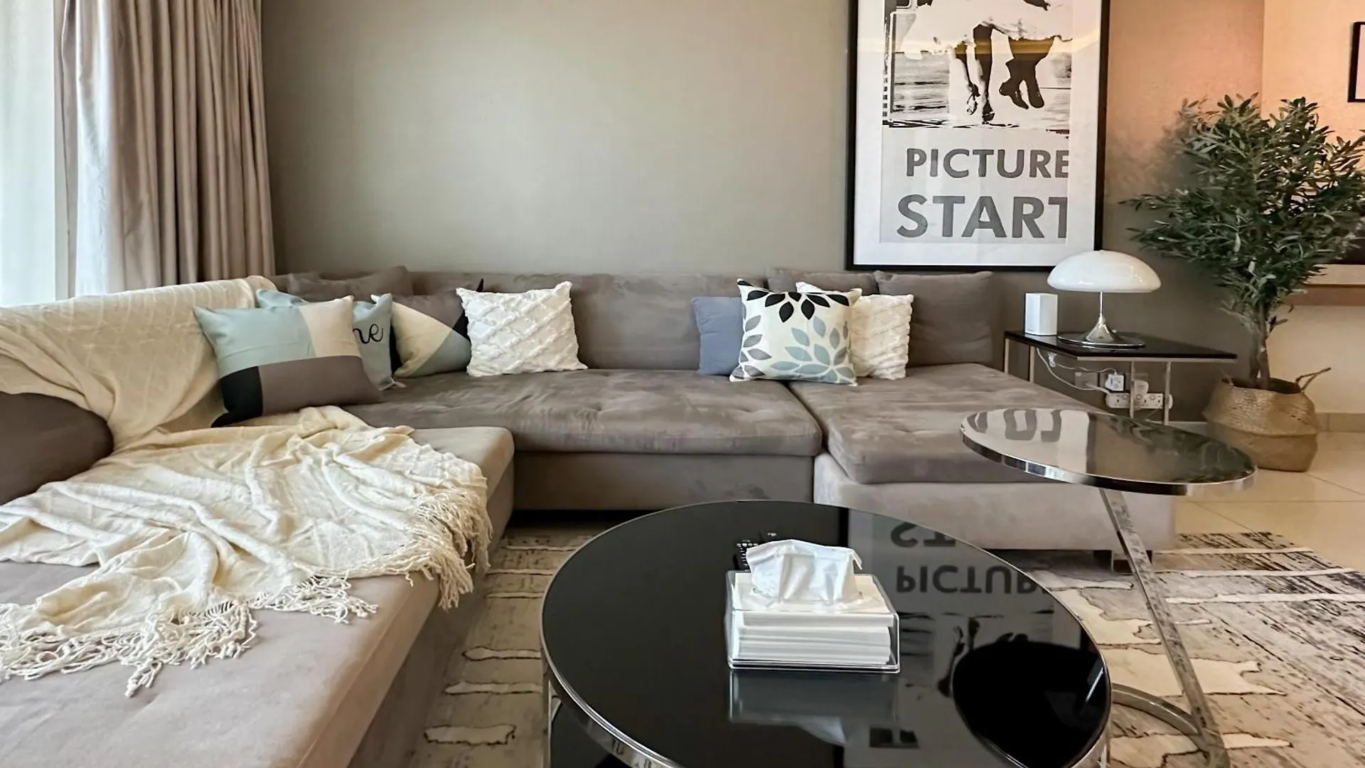 Apartment Trophy - Paramount Suites W Burj Khalifa View & Huge Balcony Dubai United Arab Emirates